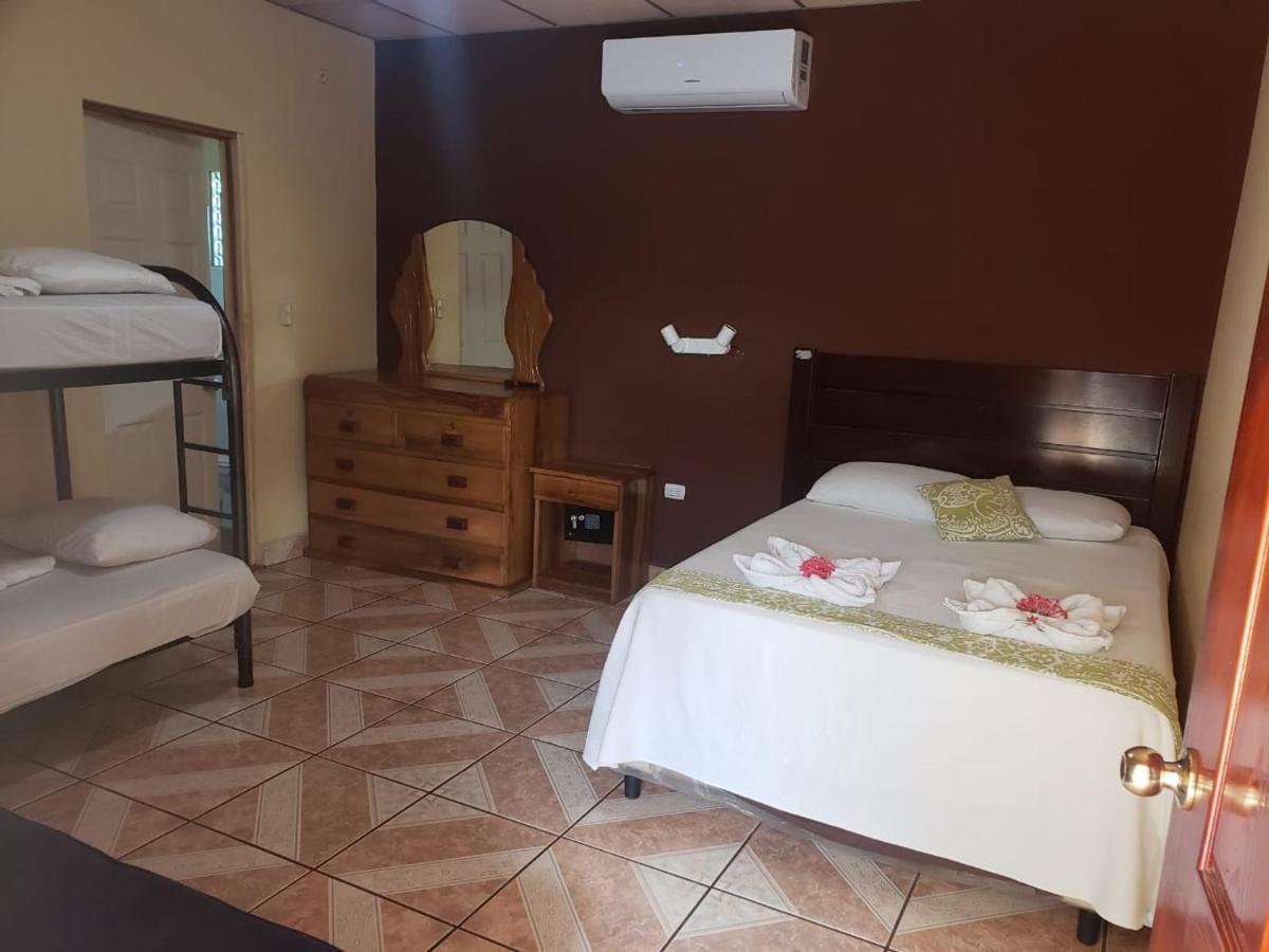 Hotel Miraflores Эль-Куко Экстерьер фото