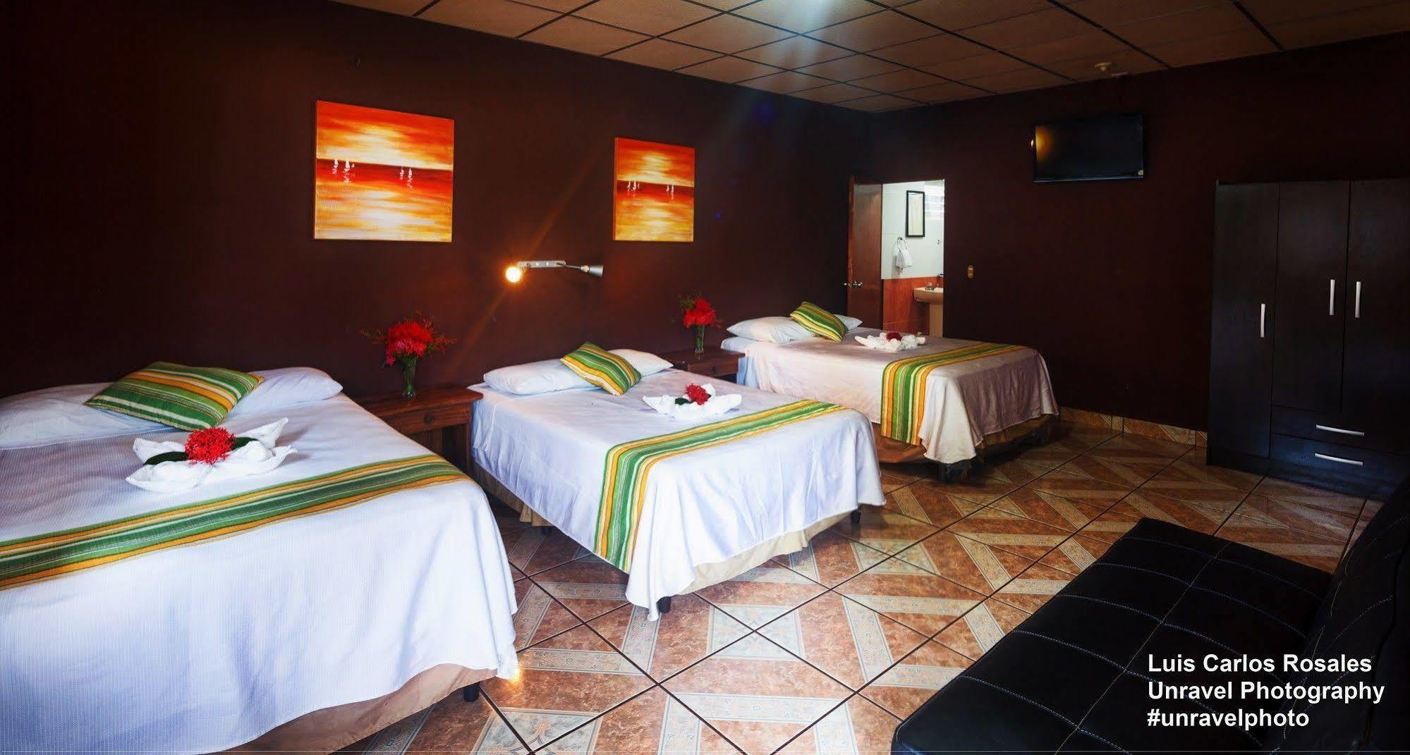 Hotel Miraflores Эль-Куко Экстерьер фото